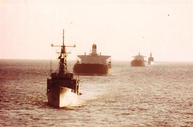 Escorting Re-Flagged Kuwaiti Tankers - Persian Gulf